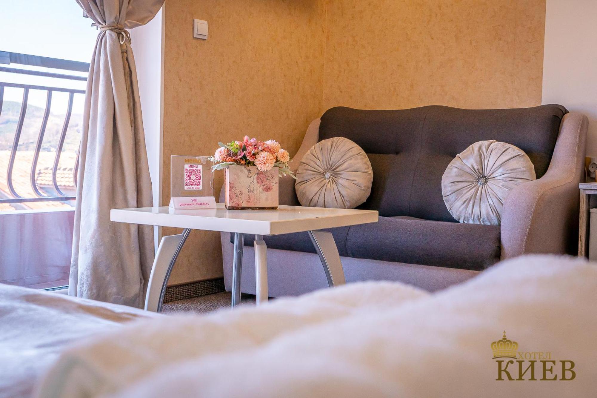 Hotel Kiev Tırnova Dış mekan fotoğraf