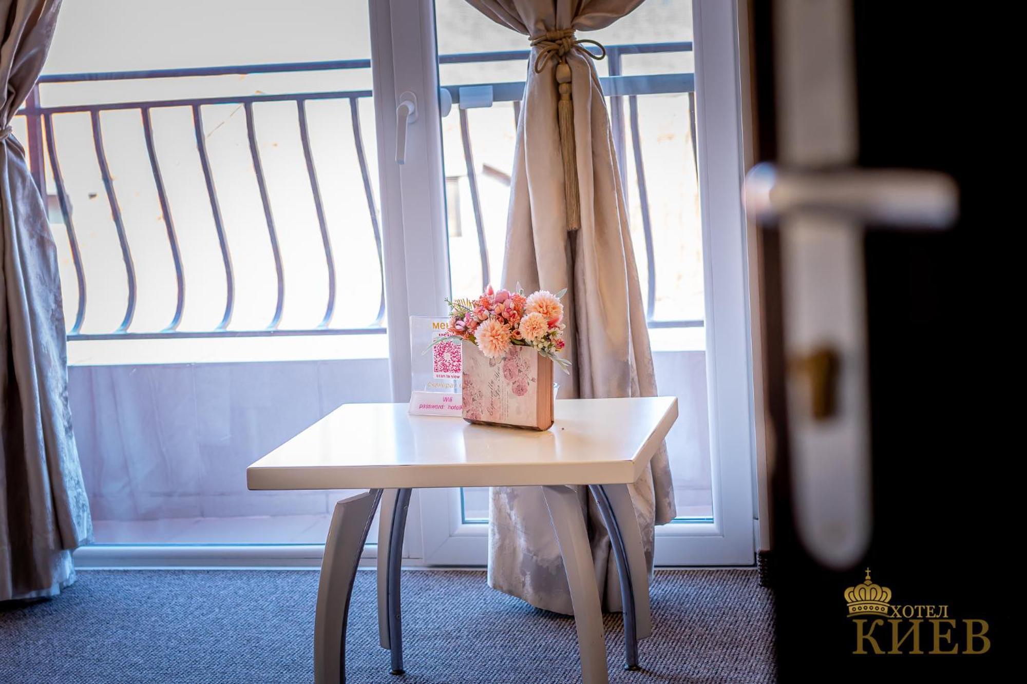 Hotel Kiev Tırnova Dış mekan fotoğraf